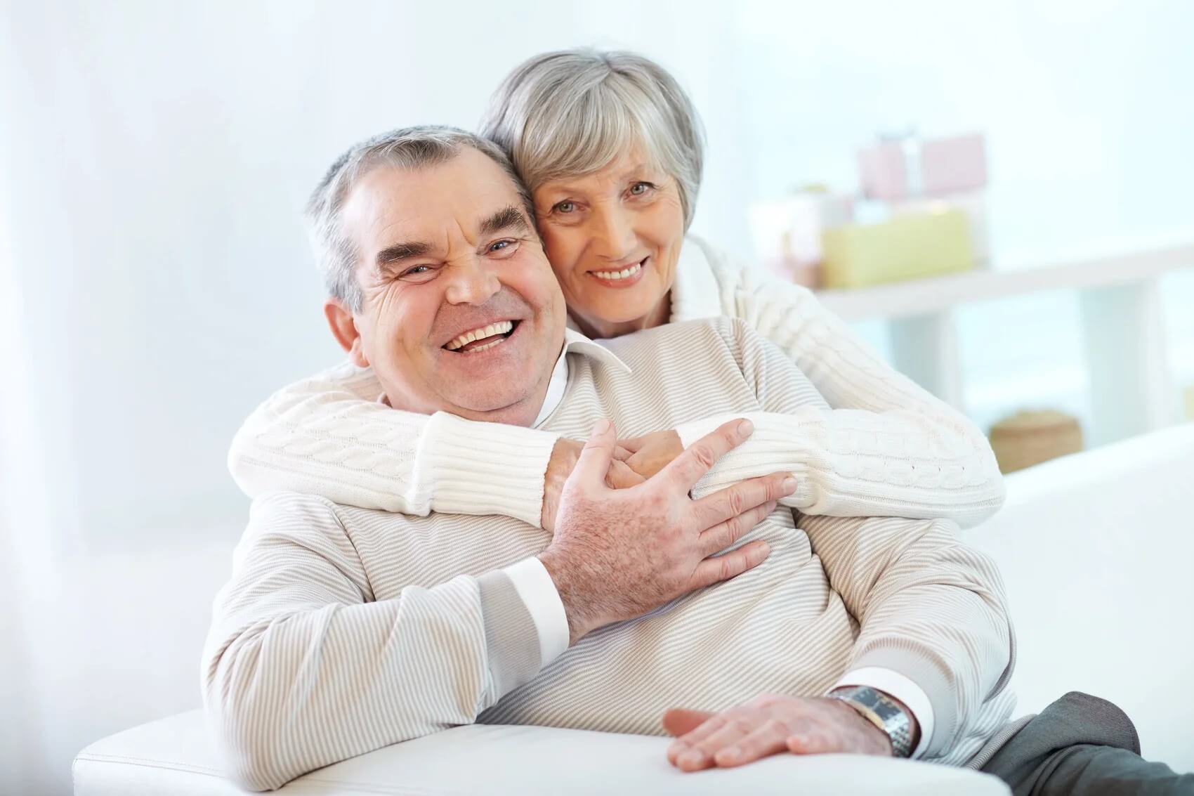 couple hugging - can diabetes cause hearing loss